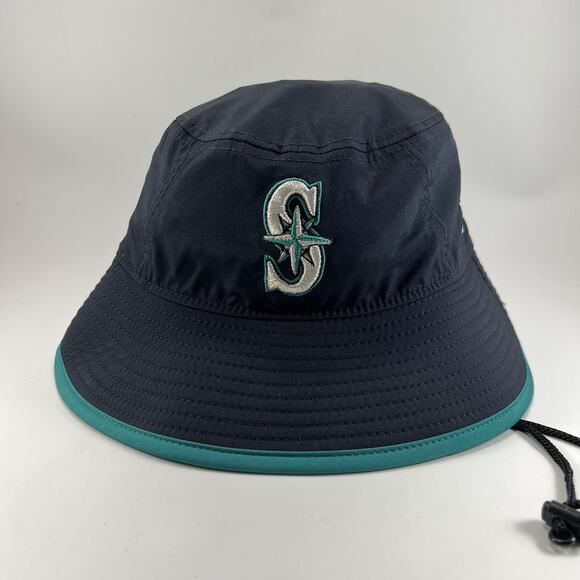 Seattle Mariners New Era Bucket Hat, Engineered For Players Navy Blue - Picture 1 of 7